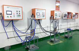 好色视频APP下载增压缸成品测试车间